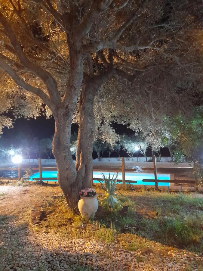 Agriturismo Palas De Serra Country Resort Onifai Exteriér fotografie